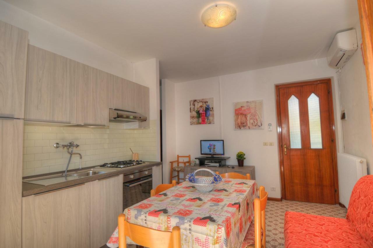 Residence Villa Laura Lignano Sabbiadoro Extérieur photo